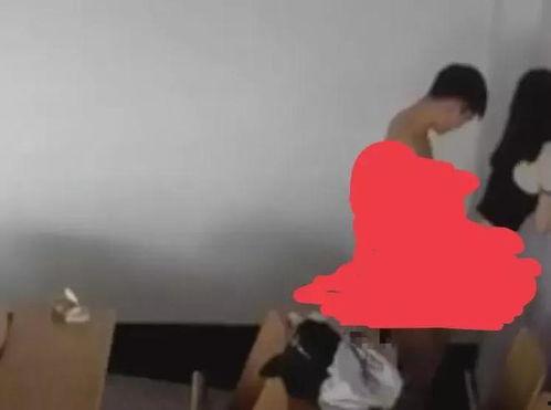 高校不雅吃瓜,揭秘校园不雅吃瓜事件背后的真相
